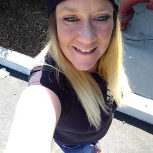 Meet your Posher, Denise